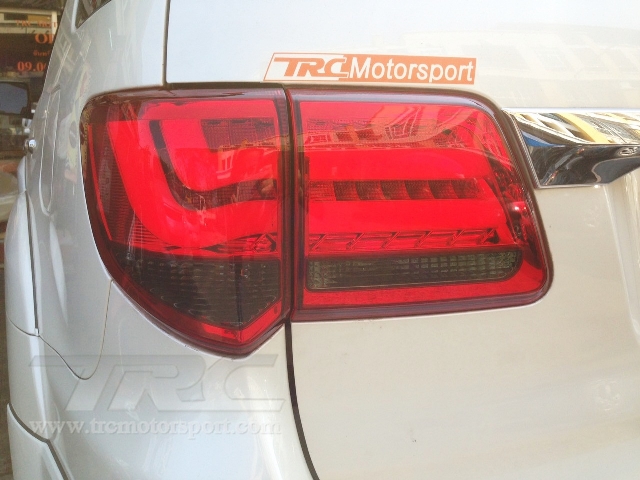 ไฟท้าย FORTUNER 2012 ทรง VLAND (สี RED/SMOKE)